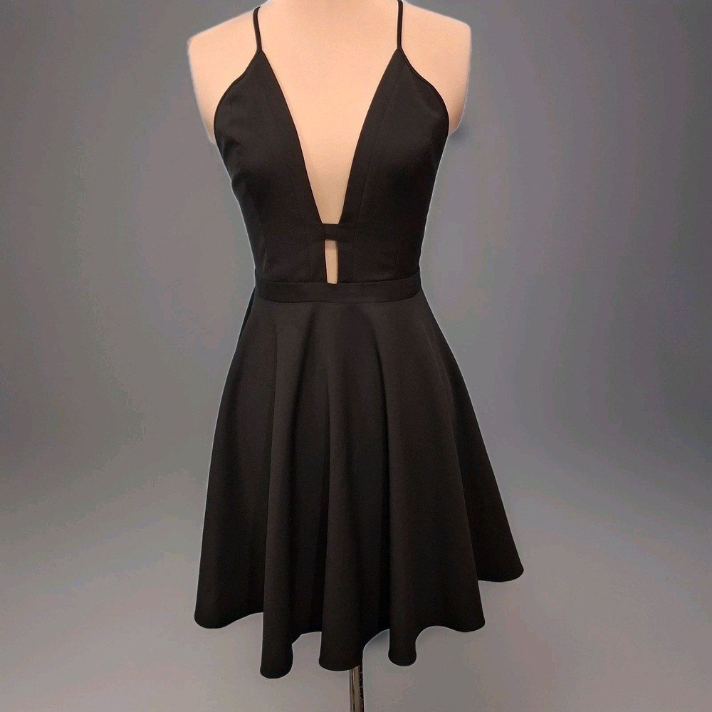 NBD X Naven Twins Everytime Skate Dress Black SZ Sexy LBD Little Black Dress